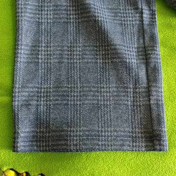 Women with Control Pants - Picture 3 of 5